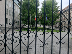 Juzgan a un acusado de violar a una mujer que acogi&oacute; en su casa para que no durmiera en la calle