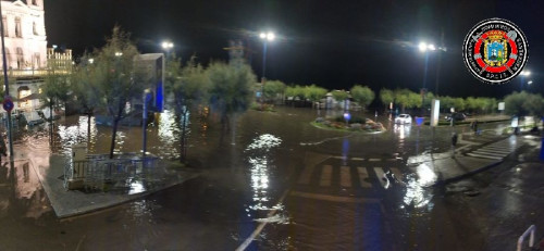 La alcaldesa dice que el tanque de tormentas de El Sardinero funciona pero hay que ampliar rejillas (&iquest;?) para que filtre el agua