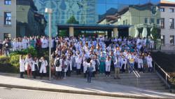 La asamblea de médicos acepta el preacuerdo con Sanidad y desconvoca la huelga