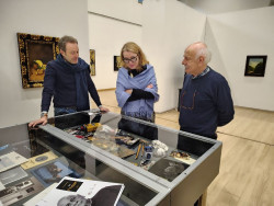La Biblioteca Central inaugura la exposici&oacute;n `Colecci&oacute;n Faustino Cuevas 2025`