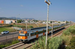 La circulaci&oacute;n de Rodalies en Catalu&ntilde;a permanece suspendida tras un accidente de tren con una v&iacute;ctima mortal