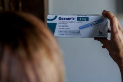 La cirug&iacute;a bari&aacute;trica es m&aacute;s eficaz para perder peso que los agonistas de GLP-1 en obesidad o diabetes tipo 2