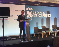 La CNMV lamenta que la Bolsa espa&ntilde;ola no crezca m&aacute;s por la falta  de inversores minoristas