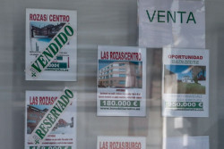 La compraventa de viviendas baja un 0,5% en febrero, hasta las 59.689 operaciones