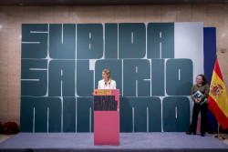 La comunista Yolanda D&iacute;az se re&uacute;ne este lunes con los Sindicatos  para comunicarlos que la subida del SMI de 2026 ser&aacute; del 3,1%