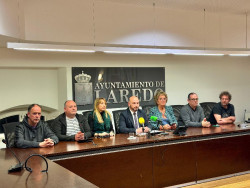 La concejala de Hacemos Laredo abandona el equipo de Gobierno y el Pleno rechaza el condicionado para el paseo mar&iacute;timo