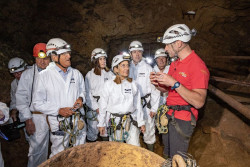 La cueva del Soplao cumple 20 años a punto de llegar a los 4 millones de visitantes y con una experiencia "renovada"