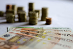 La deuda p&uacute;blica sube un 4,2% en junio y marca un nuevo m&aacute;ximo de 1,76 billones de euros