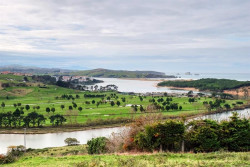 La Federación Cántabra de Golf reconoce el compromiso de Cantur por la mejora de sus instalaciones deportivas