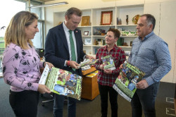 La Feria de la Alubia y la Hortaliza re&uacute;ne este fin de semana en Casar de Periedo a 200 productores y artesanos