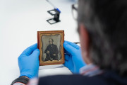 La Fundaci&oacute;n Camino Lebaniego impulsa la conservaci&oacute;n del patrimonio fotogr&aacute;fico con el taller `Fotos Vivas`