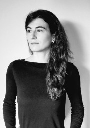 La Fundación Gerardo Diego y Vaso Roto publican `Cruzar la noche` de la autora cántabra Noelia Palacio