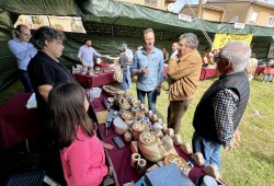 La IV Feria Agroalimentaria de Ribamontán al Mar reúne en Galizano a 25 productores