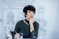 La JEC abre expediente sancionador a la ministra Elma Saiz por criticar al PP en Moncloa