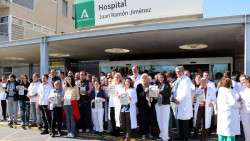 La Junta condena la agresi&oacute;n a un t&eacute;cnico de radiodiagn&oacute;stico del Hospital Juan Ram&oacute;n Jim&eacute;nez