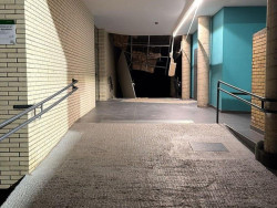 La Junta eval&uacute;a da&ntilde;os en centros escolares tras un desprendimiento en un CEIP de Roquetas de Mar