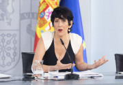 La ministra Saiz:   Felipe VI puede viajar a Ceuta y y Oscar Puente de eso nada