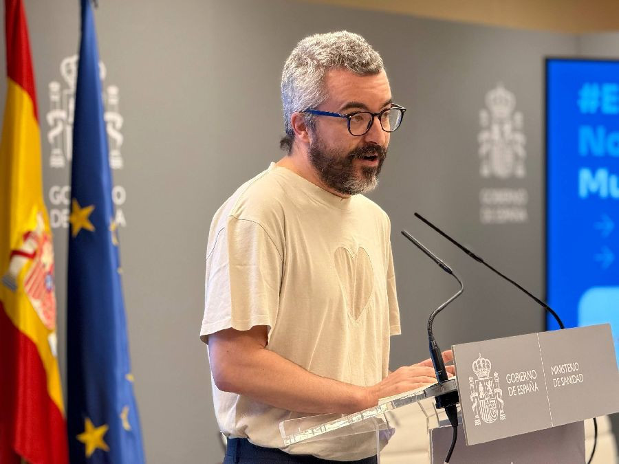 La ministra se justifica para no financiar los nuevos f&aacute;rmacos contra el Alzheimer