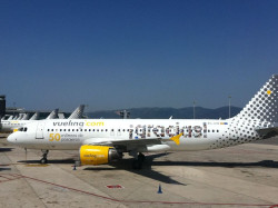  La niebla retrasa la llegada al Seve Ballesteros del vuelo procedente de Mallorca