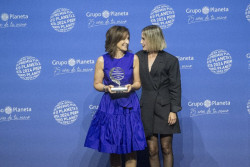 La obra ganadora y finalista del Premio Planeta 2024 salen a la venta: "Dos novelas diferentes pero con mujeres fuertes"