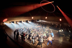 La &oacute;pera-ballet `Las indias galantes` canta a la diversidad y levanta al Teatro Real con un espect&aacute;culo el&eacute;ctrico