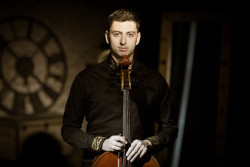 La Sala Argenta recibe este jueves al violonchelista Narek Hakhnazaryan y la Wiener Kammerorchester