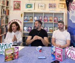 La serie `Anna Kadabra` alcanza el millón de lectores en España: "Los niños en la era `pre-móvil` sí leen"