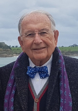 La Sociedad C&aacute;ntabra de Escritores nombrar&aacute; `Escritor vitalicio` a Juan Jos&eacute; Fern&aacute;ndez Teijeiro