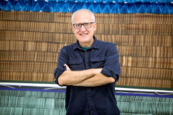 La Torre de Don Borja de Santillana acoge la exposici&oacute;n `Un viaje paralelo`, la obra "m&aacute;s &iacute;ntima" de Juan Usl&eacute;