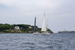 La traves&iacute;a `El Camino a vela` llega a Santander