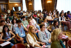 La UIMP convoca 80 becas para el `Aula Ortega y Gasset`, que premia a los mejores expedientes de Bachiller y FP