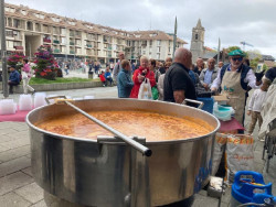 Las jornadas `Noja en su Tinta` concluyen con una comida popular y un pequechef a cargo de Floren Bueyes