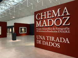 Las Naves de Gamazo ofrecen una exposición antológica de Chema Madoz por los 30 años de la Fundación ENAIRE