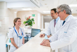 Las nuevas técnicas robóticas y dispositivos evitan la cirugía abierta en casos de hiperplasia benigna de próstata