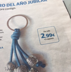 Las ventas del llavero del `Año Jubilar` por un periódico 