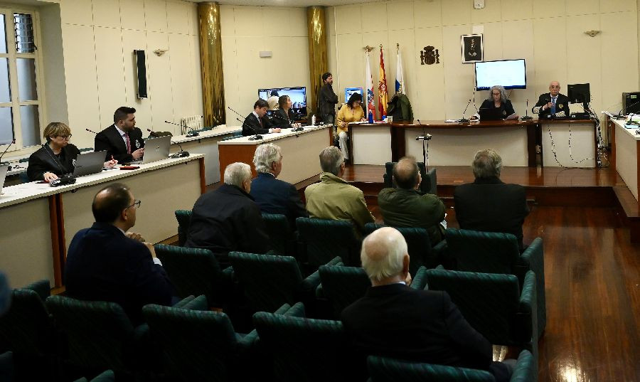  Los exconsejeros de Sniace cre&iacute;an que ten&iacute;an autorizaci&oacute;n para verter al r&iacute;o y no les consta nada "ilegal"