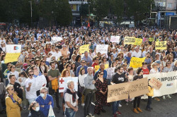  Los médicos de Atención Primaria suspenden  la huelga hasta final de año y vuelven al trabajo este jueves 