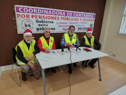 Los pensionistas volver&aacute;n a cantar villancicos protesta en Santander para reivindicar sus "verdades"