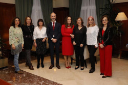 Los periodistas c&aacute;ntabros distinguen a Asun G&oacute;mez Bueno en la gala anual de la APC
