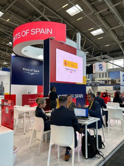 Los puertos españoles, entre ellos el de Santander, reivindican su posición estratégica en una feria logística de Munich