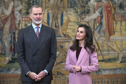 Los Reyes felicitan a León XIV y destacan "su llamamiento a la paz", que recoge "el sentir" del pueblo español