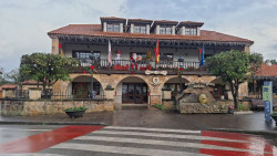 Los sanitarios de Alfoz de Lloredo encenderán hoy la Navidad en el municipio