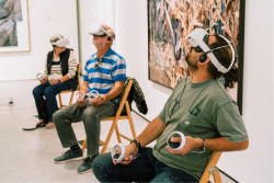 Los visitantes del MAS pueden sumergirse hoy en una selecci&oacute;n de cuadros gracias a la realidad virtual