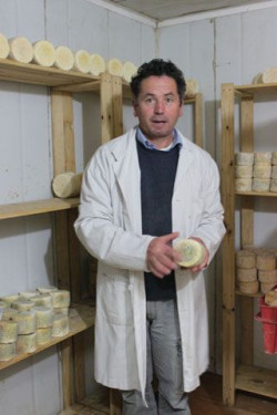"Luís Alberto Alles, la vocación quesera"
