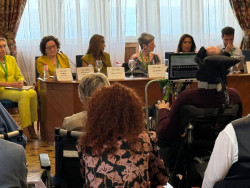 Maeztu muestra en una jornada en Santander el "compromiso incuestionable" de Navarra con el despliegue de la ley ELA