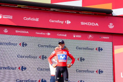 Marco Brenner corona la etapa 14 y Enric Mas mete m&aacute;s tiempo a Primoz Roglic en La Pandera