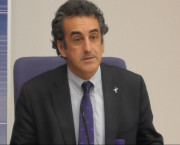 Martín reitera a Fomento la importancia de la conexión ferroviaria con Bilbao, para Cantabria