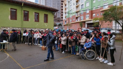 Más de 400 escolares cantan este viernes en Torrelavega junto a la Ronda Marcera