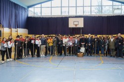 Más de 400 escolares de Torrelavega cantan `Las Marzucas`