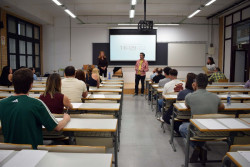 M&aacute;s de cien personas se examinan el 4 y 5 de mayo de las pruebas de acceso a la universidad para mayores de 25, 40 y 45